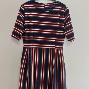 Women’s Vintage Style Dress